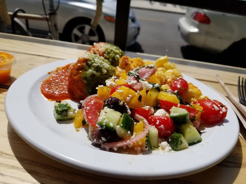 Pantry Rosedale | restaurant | 1094 Yonge St, Toronto, ON M4W 2L6, Canada | 6477481094 OR +1 647-748-1094