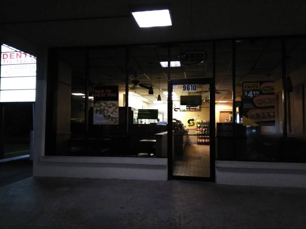 Subway Restaurants | restaurant | 9601B Chimney Rock Rd #1, Houston, TX 77096, USA | 7137260833 OR +1 713-726-0833