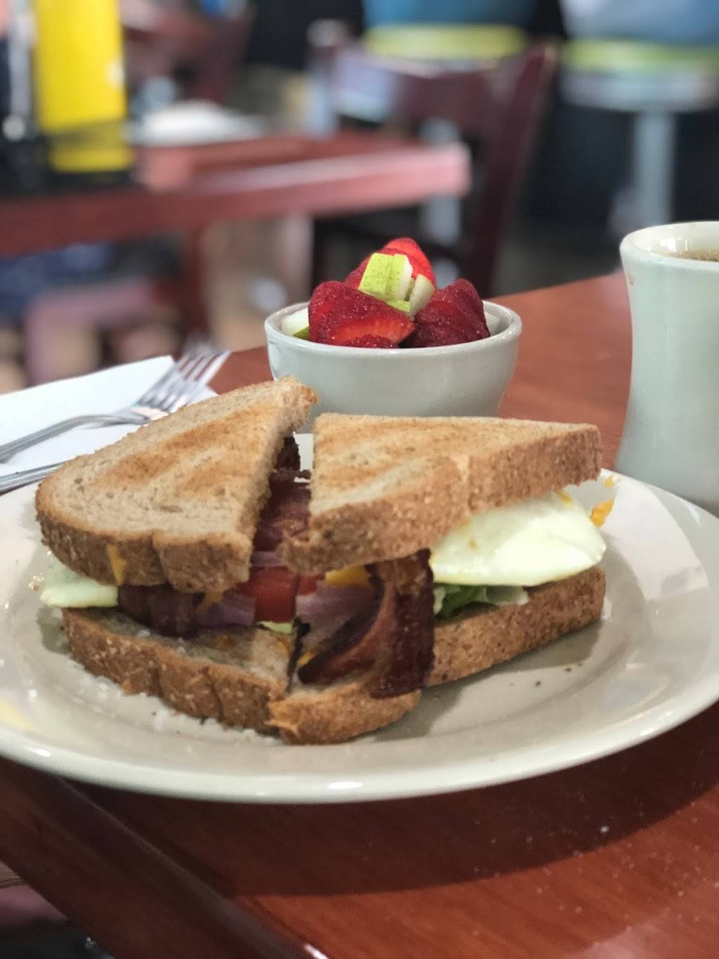 Counter Cafe | restaurant | 1914 E 6th St, Austin, TX 78702, USA | 5123519961 OR +1 512-351-9961