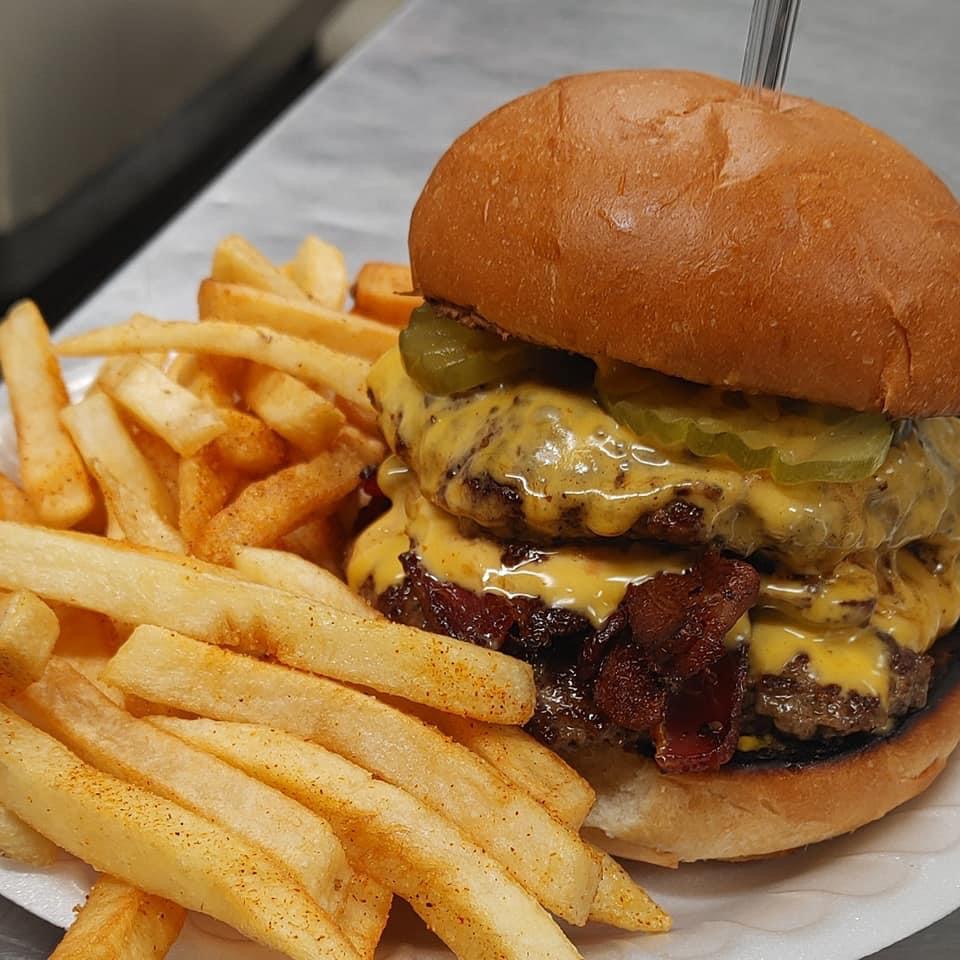 El Grande fast food | restaurant | 1057 E Pancake Blvd, Liberal, KS 67901, USA | 6205568598 OR +1 620-556-8598