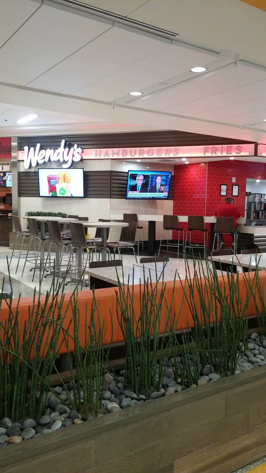 Wendys | restaurant | 2625 N International Pkwy, DFW Airport, Terminal E, Dallas, TX 75261, USA | 9729736404 OR +1 972-973-6404