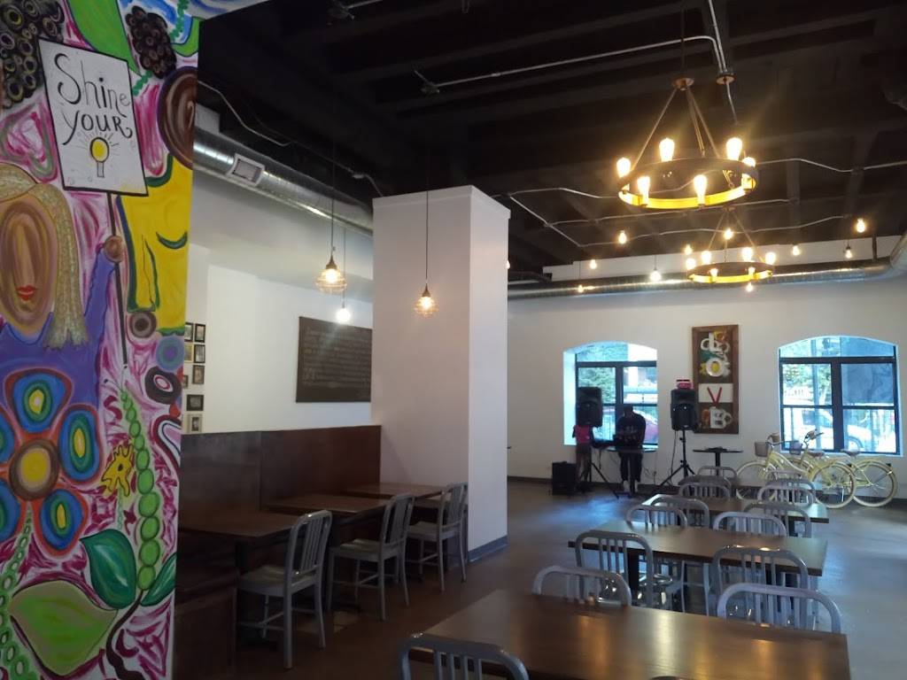 LiteHouse Whole Food Grill | restaurant | 1660 E 55th St, Chicago, IL 60615, USA | 7736332587 OR +1 773-633-2587