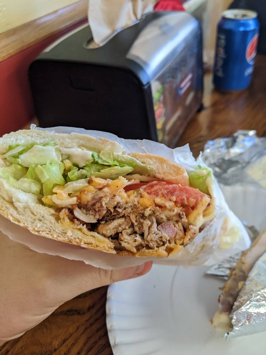 Bori Burger Café and More | restaurant | 400 N 14th St, Leesburg, FL 34748, USA | 3527028127 OR +1 352-702-8127