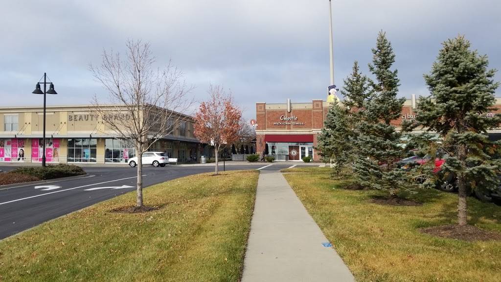 Chipotle Mexican Grill | restaurant | 1813 Village West Pkwy Ste Q101, Kansas City, KS 66111, USA | 9132999221 OR +1 913-299-9221