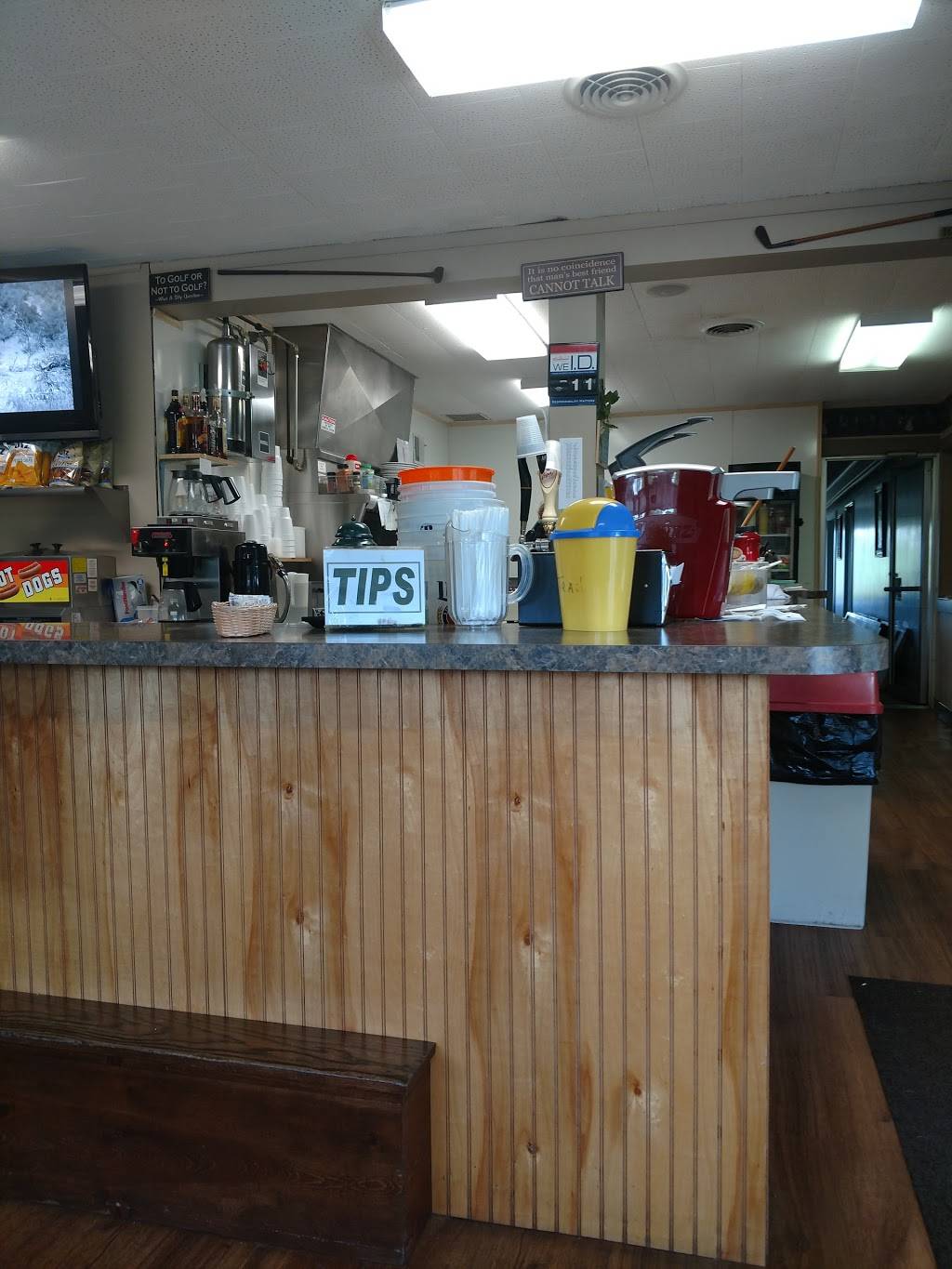 The Grill on the Hill | restaurant | 944 Country Club Dr, Xenia, OH 45385, USA | 9373743663 OR +1 937-374-3663