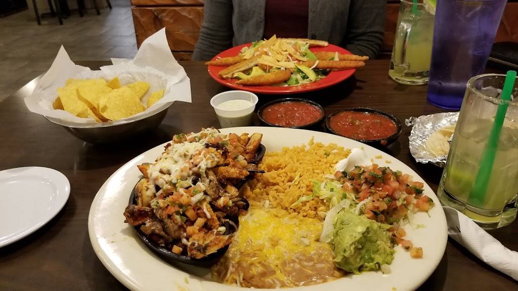 Cilantros Mexican Bar & Grill | restaurant | 14440 F St, Omaha, NE 68137, USA | 4028950384 OR +1 402-895-0384