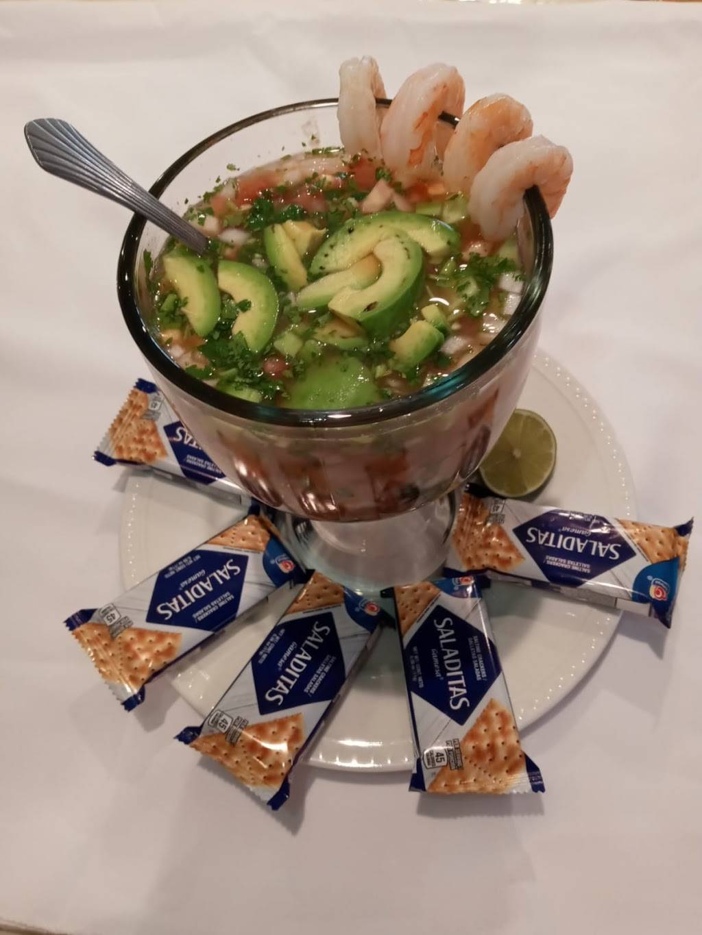 Jalisco Seafood & Grill | restaurant | 303 E Foothill Blvd Suite D, Rialto, CA 92376, USA | 9094210963 OR +1 909-421-0963