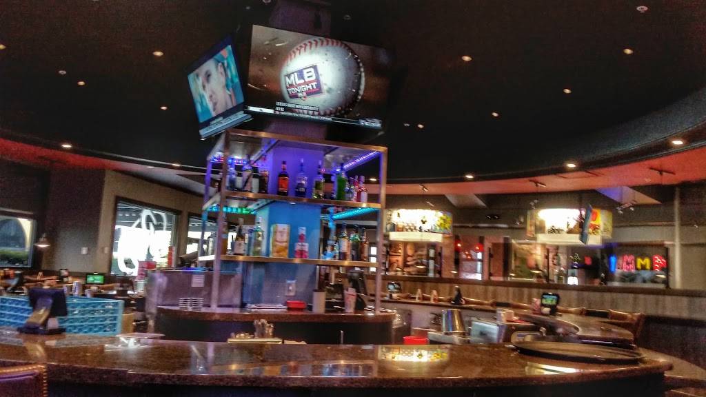 Red Robin Gourmet Burgers and Brews | restaurant | 5202 Pacific Ave, Stockton, CA 95207, USA | 2096627985 OR +1 209-662-7985