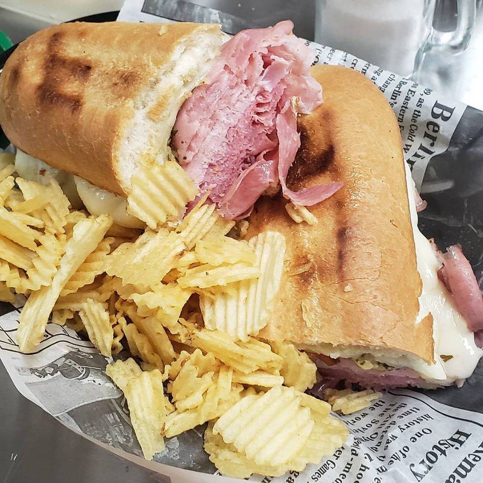 Y-Knot Food Underground | restaurant | Damariscotta, ME 04543, USA | 2075637775 OR +1 207-563-7775