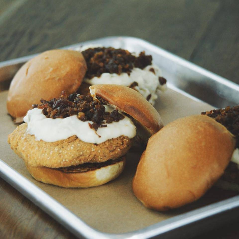 Haystack Burgers & Barley | restaurant | 3838 Oak Lawn Ave #175, Dallas, TX 75219, USA | 2143777802 OR +1 214-377-7802