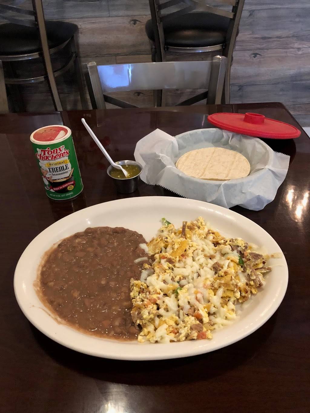 Jessies Country Cooking | restaurant | 11600 Jones Rd, Houston, TX 77070, USA | 2815175103 OR +1 281-517-5103