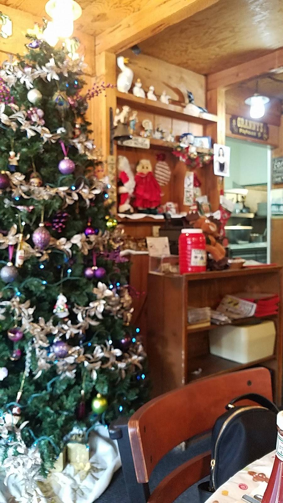 Grannys Pantry | restaurant | 1221 Broadway Ave, Atwater, CA 95301, USA | 2093570807 OR +1 209-357-0807