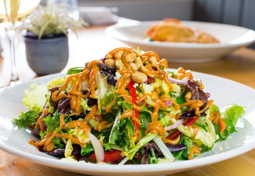 Cedar & Vine - Community Kitchen & Cocktails | restaurant | 9661 Audelia Rd #105, Dallas, TX 75238, USA | 2143492233 OR +1 214-349-2233