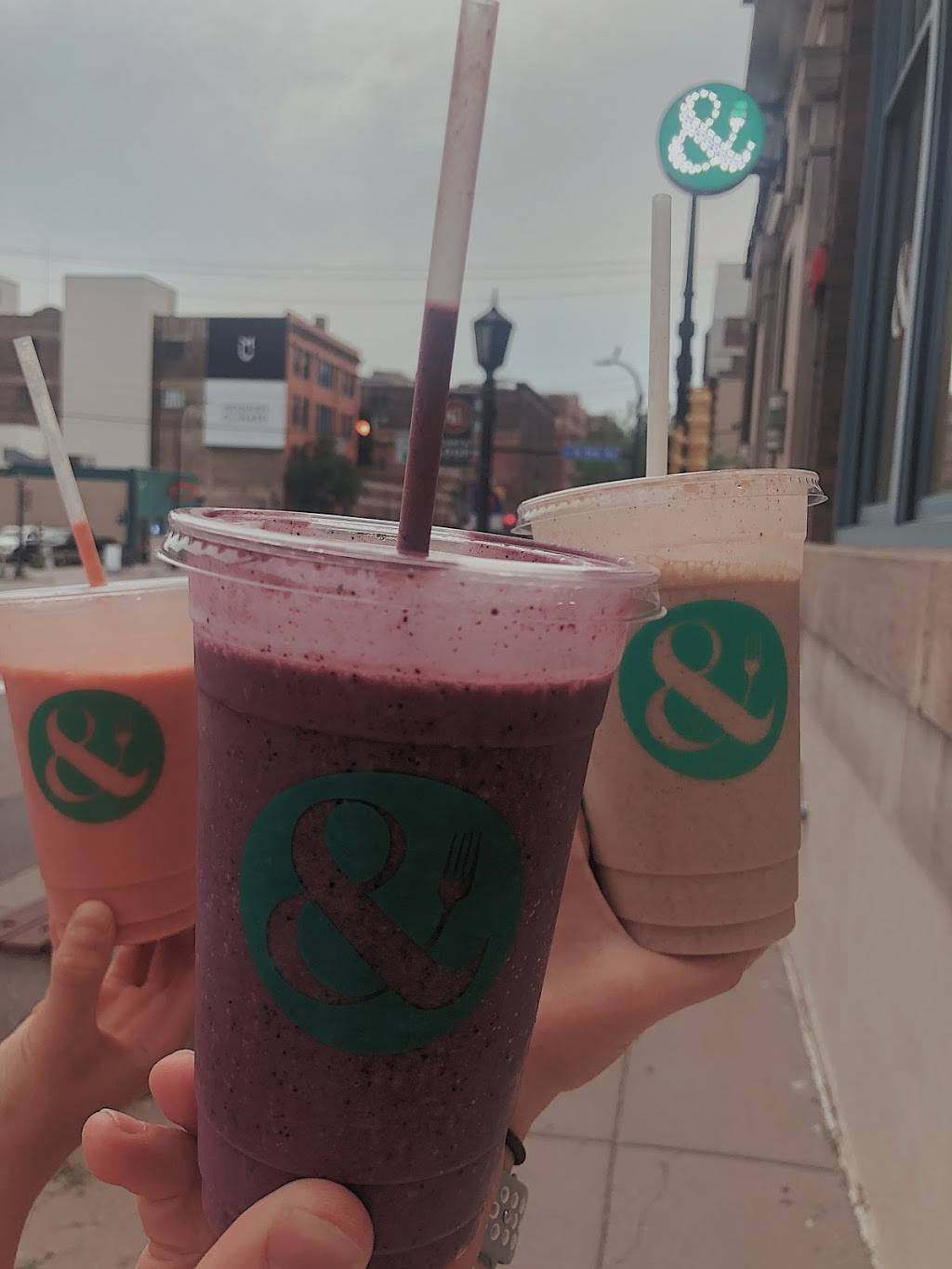 CRISP & GREEN | restaurant | 975 Grand Ave, St Paul, MN 55105, USA | 6513309739 OR +1 651-330-9739