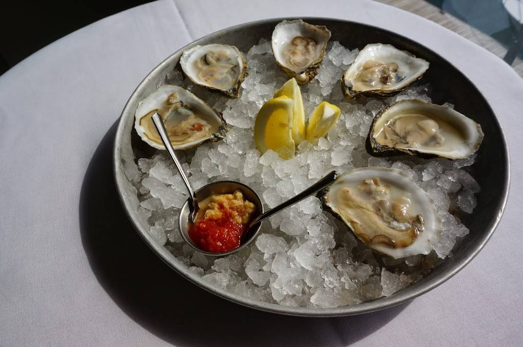 Sea Level Oyster Bar | restaurant | 94 Wharf St, Salem, MA 01970, USA | 9787410555 OR +1 978-741-0555