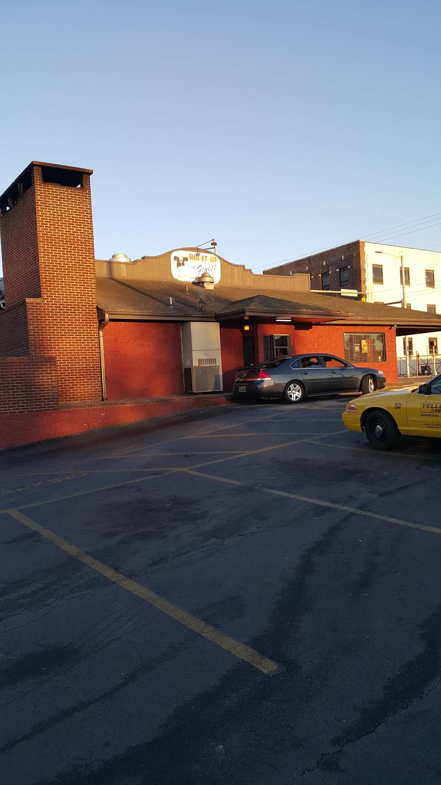 Rib-It-Up | restaurant | 830 1st Ave N, Birmingham, AL 35203, USA | 2053287427 OR +1 205-328-7427