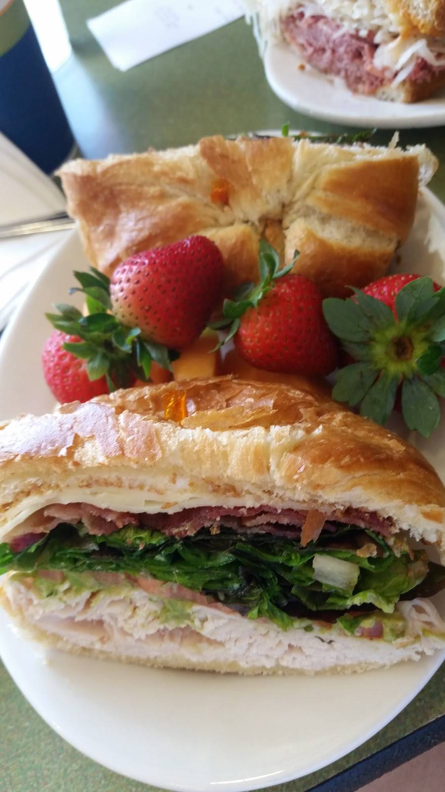 Jasons Deli | restaurant | 3326 W Friendly Ave, Greensboro, NC 27410, USA | 3362979195 OR +1 336-297-9195