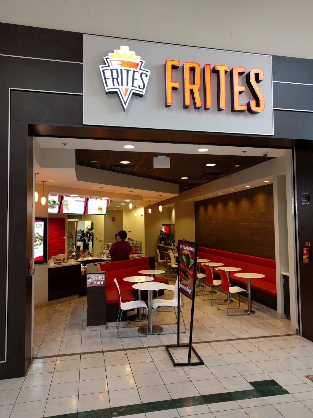 Frites | restaurant | 823 Lehigh Valley Mall, Whitehall, PA 18052, USA | 6104433040 OR +1 610-443-3040