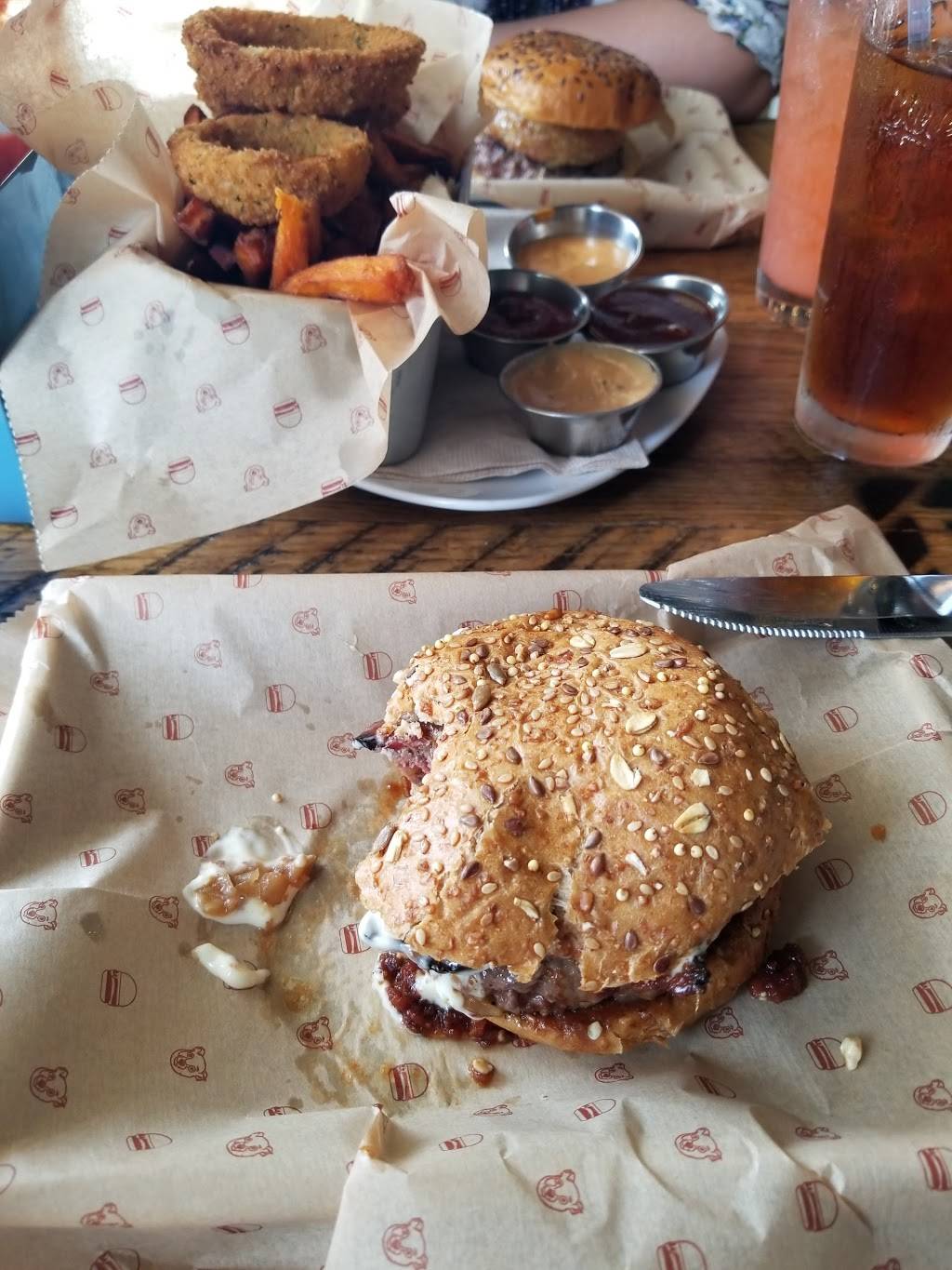 Bareburger | restaurant | 235 Merrick Rd, Rockville Centre, NY 11570, USA | 5164424090 OR +1 516-442-4090