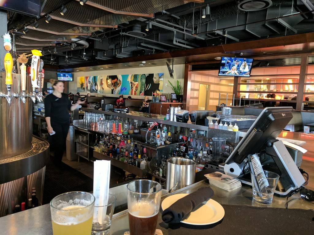 Yard House | restaurant | 4549 Commerce St Suite 100, Virginia Beach, VA 23462, USA | 7574909273 OR +1 757-490-9273