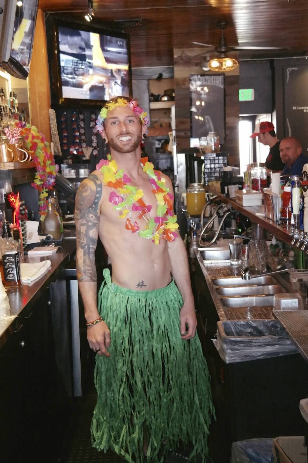 Redwing Bar & Grill | restaurant | 4012 30th St, San Diego, CA 92104, USA | 6192818700 OR +1 619-281-8700