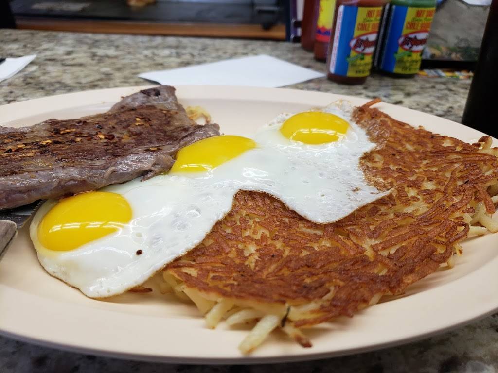 johnnies Grill | restaurant | 4401 W Lake St, Melrose Park, IL 60160, USA | 7083451314 OR +1 708-345-1314