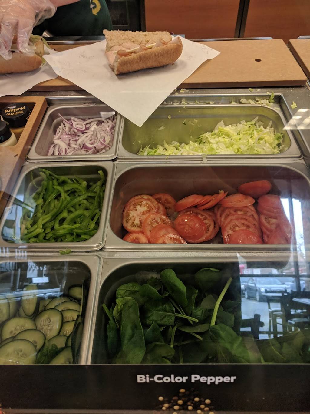 Subway | restaurant | 805 East Avenue K, Unit 107, Challenger Center S/C, Lancaster, CA 93535, USA | 6619493777 OR +1 661-949-3777