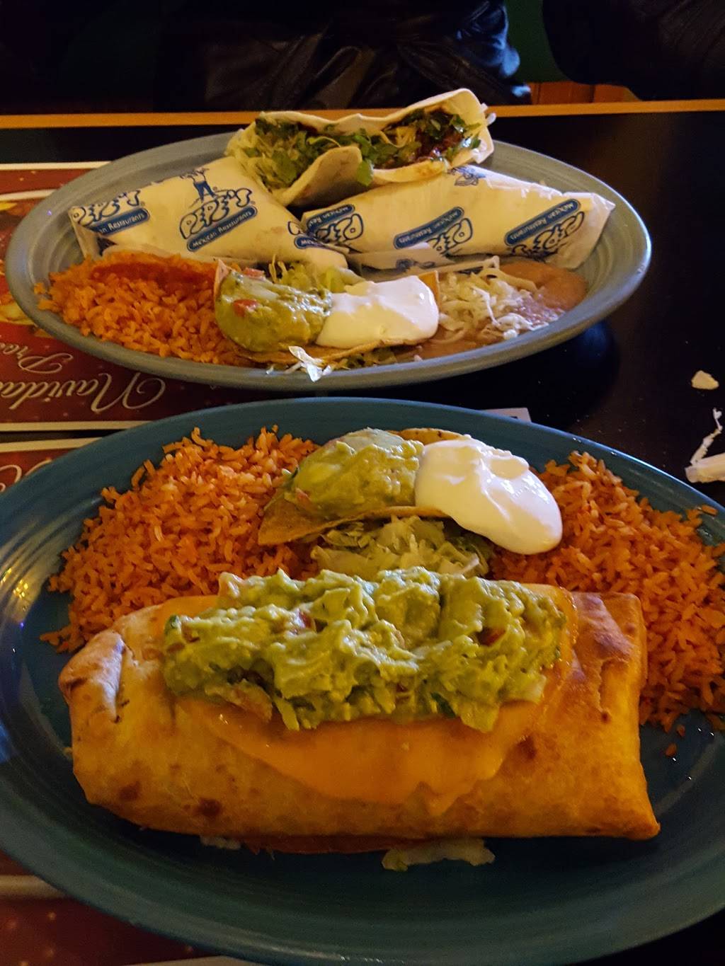 Pepes Mexican Restaurant | restaurant | 634 S Weber Rd, Romeoville, IL 60446, USA | 8152673100 OR +1 815-267-3100