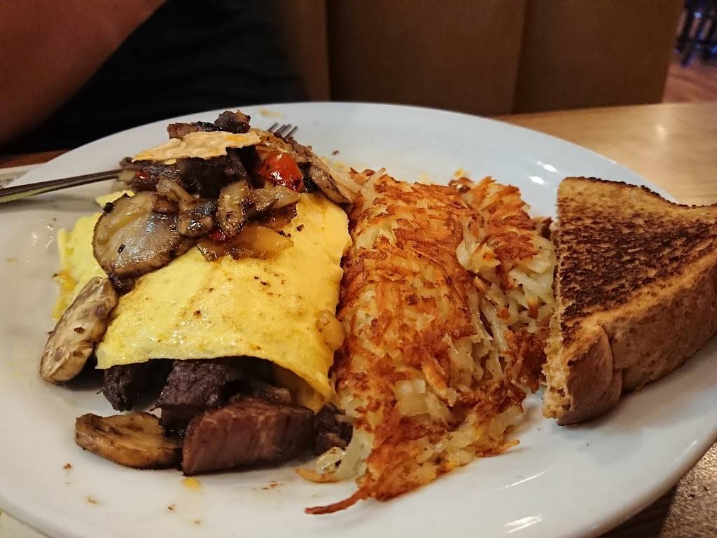 Dennys | restaurant | 1140 Hillsdale Ave, San Jose, CA 95118, USA | 4082666299 OR +1 408-266-6299