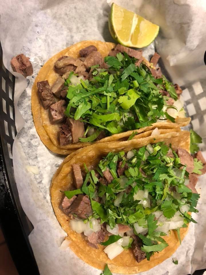 Tomatillo Taco Ville | restaurant | 2943 W Irving Park Rd, Chicago, IL 60618, USA | 7736541350 OR +1 773-654-1350