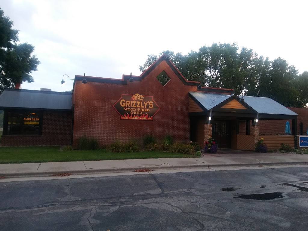 Grizzlys Wood Fired Grill | restaurant | 3039 Medco Ct, La Crosse, WI 54601, USA | 6087816630 OR +1 608-781-6630