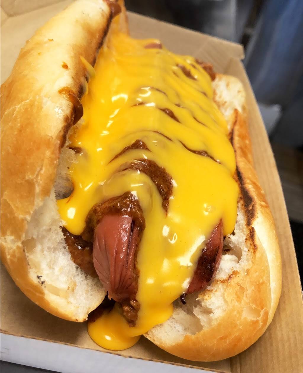 Frank N Fries | restaurant | 3201 E Anaheim St, Long Beach, CA 90804, USA | 5624945588 OR +1 562-494-5588