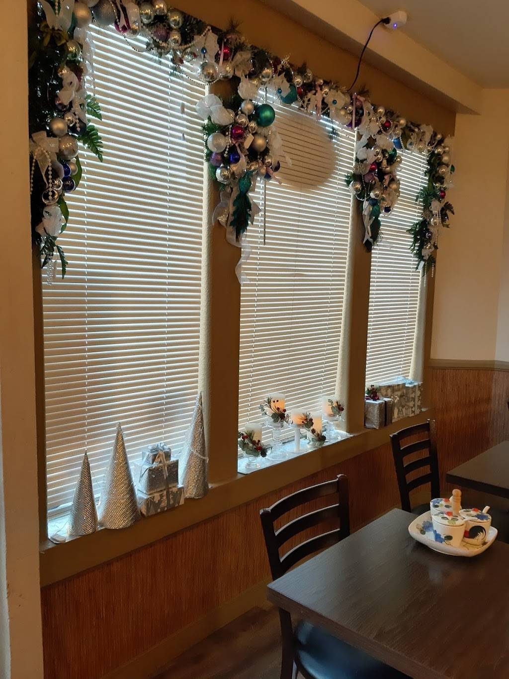 Vegan House Thai Bistro | restaurant | 1435 N Highland Ave #7622, Los Angeles, CA 90028, USA | 3235161535 OR +1 323-516-1535