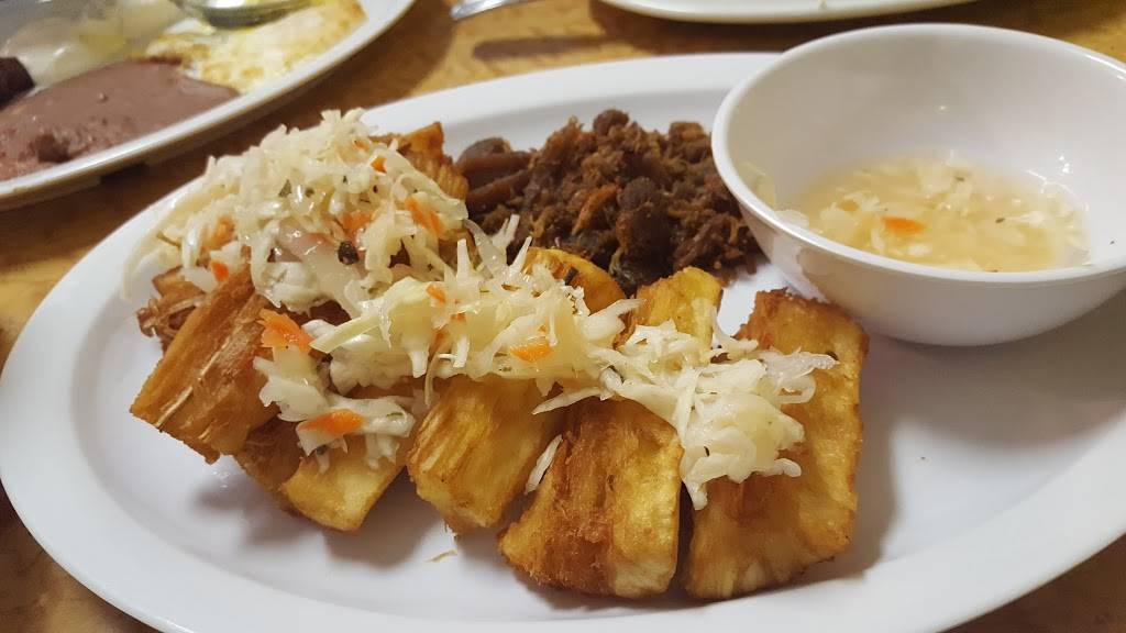 Pupusas Paradise | restaurant | 15462 E Hampden Ave, Aurora, CO 80013, USA | 3038628652 OR +1 303-862-8652