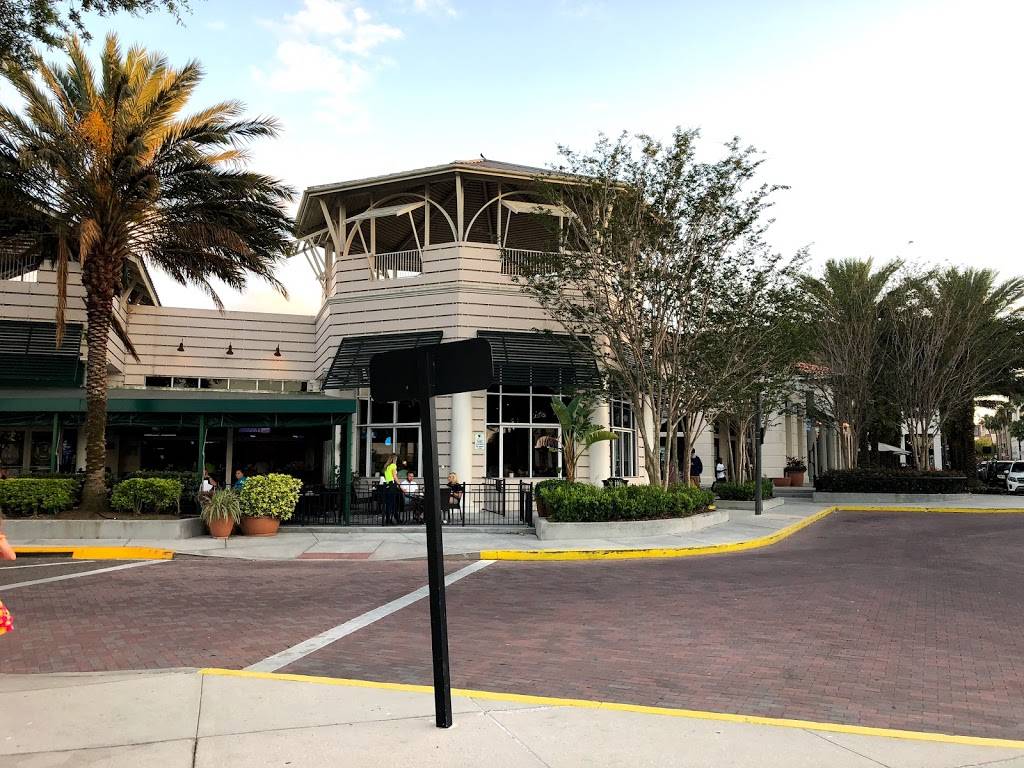 Gators Dockside | restaurant | 4982 New Broad St, Orlando, FL 32814, USA | 3219721974 OR +1 321-972-1974