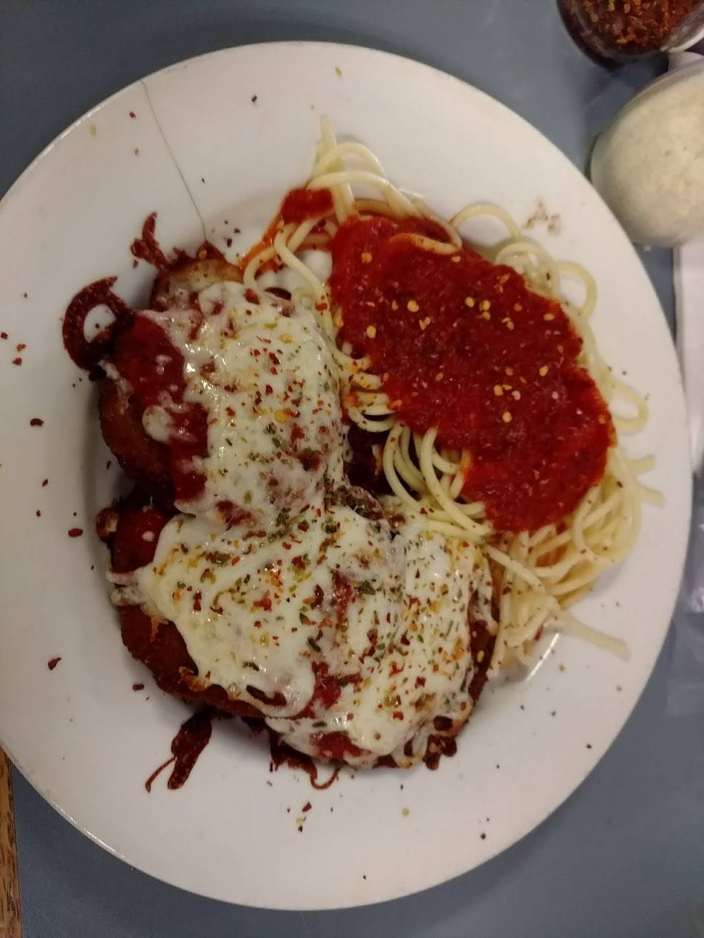 Padrinos | Pizza Restaurant | restaurant | 167 N Beaver Ln, Beaver, WV 25813, USA | 3042557755 OR +1 304-255-7755