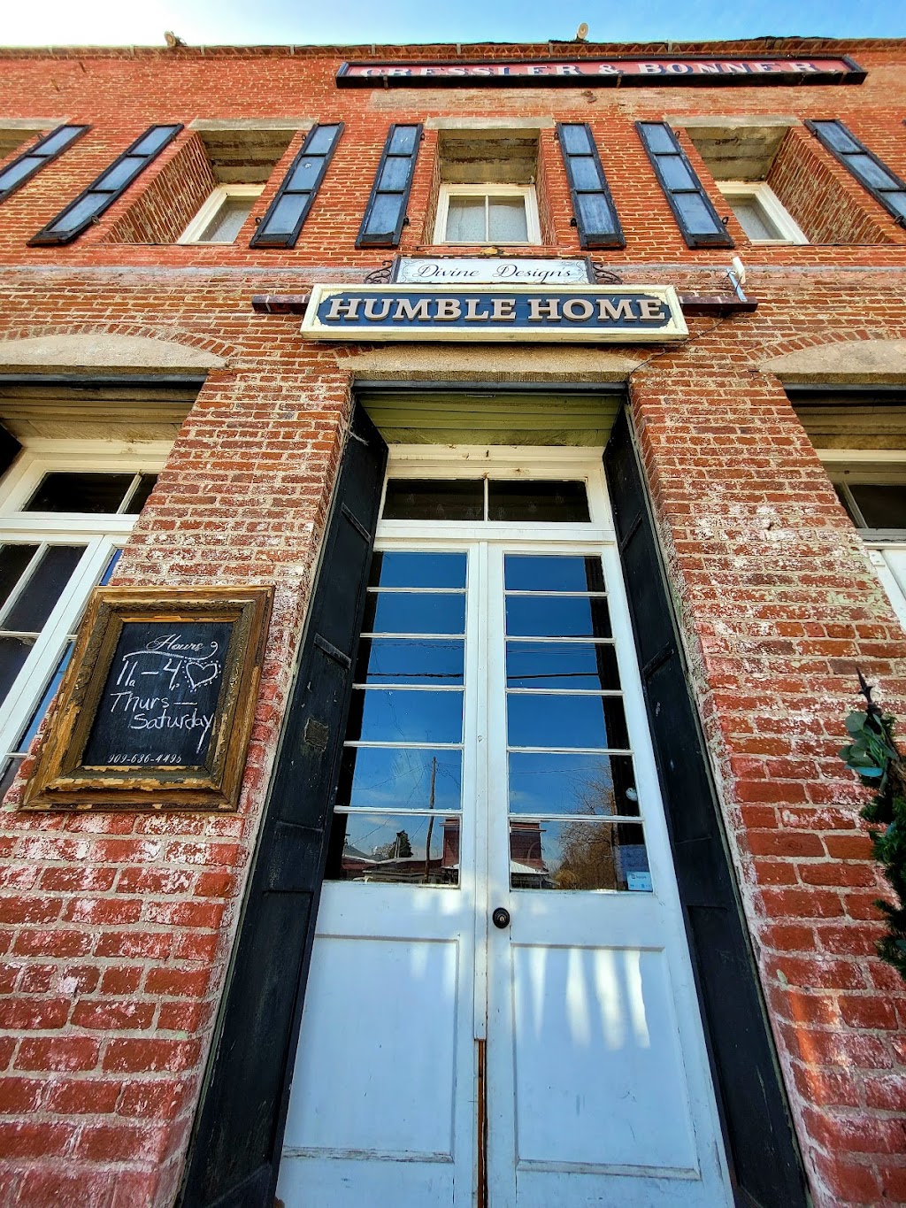 Whalens Public House | restaurant | 501 Main St, Cedarville, CA 96104, USA | 6292566259 OR +1 629-256-6259