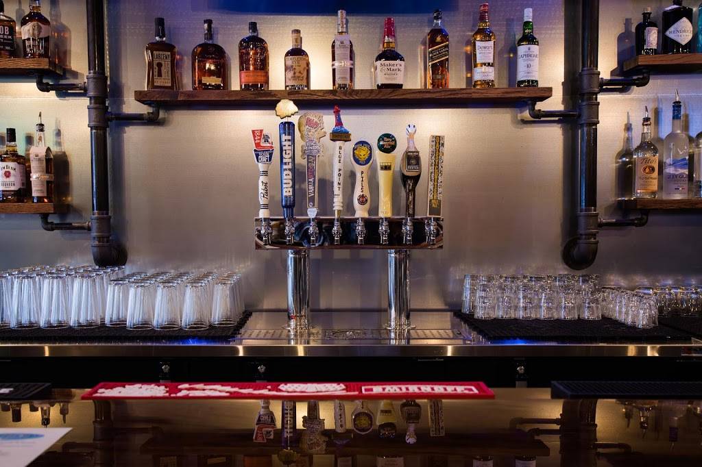 The Detour Bar & Grill | restaurant | 1920 E Riverside Blvd, Loves Park, IL 61111, USA | 7794230179 OR +1 779-423-0179