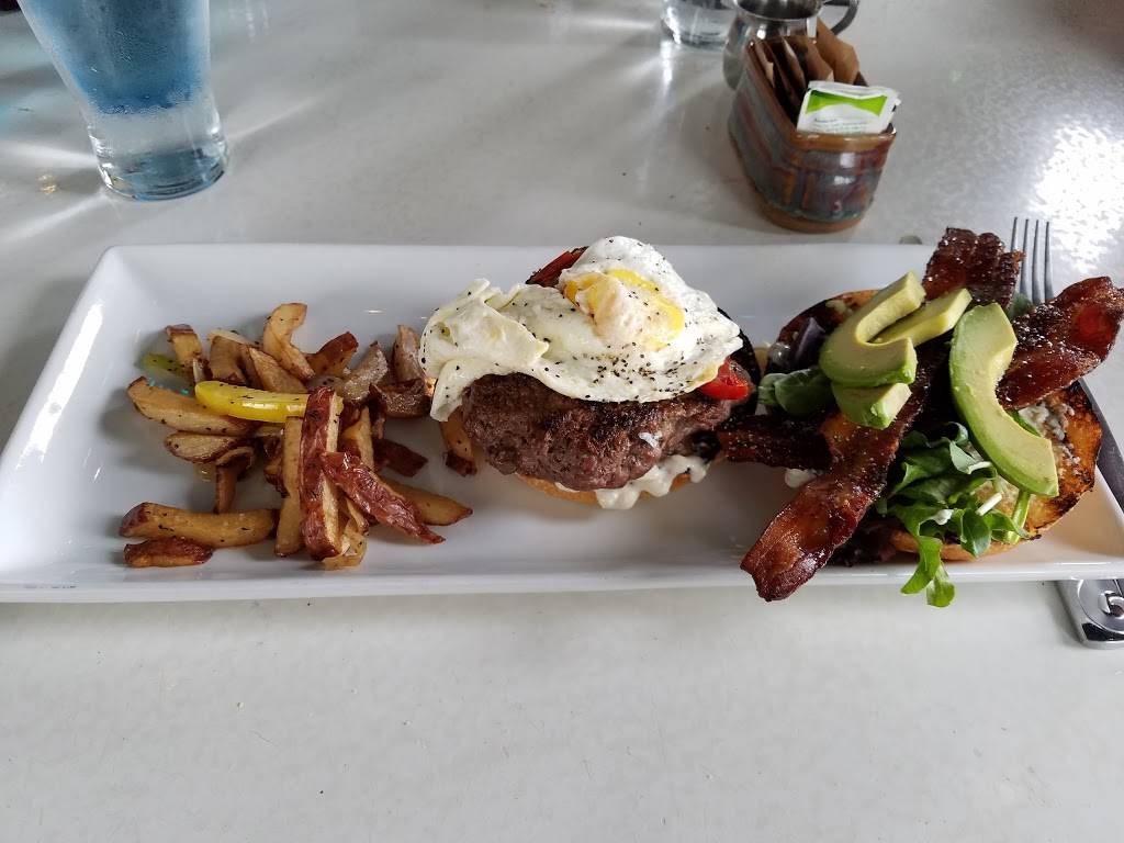 Chandelier | restaurant | 575 S Royal St, Jackson, TN 38301, USA | 7315542221 OR +1 731-554-2221