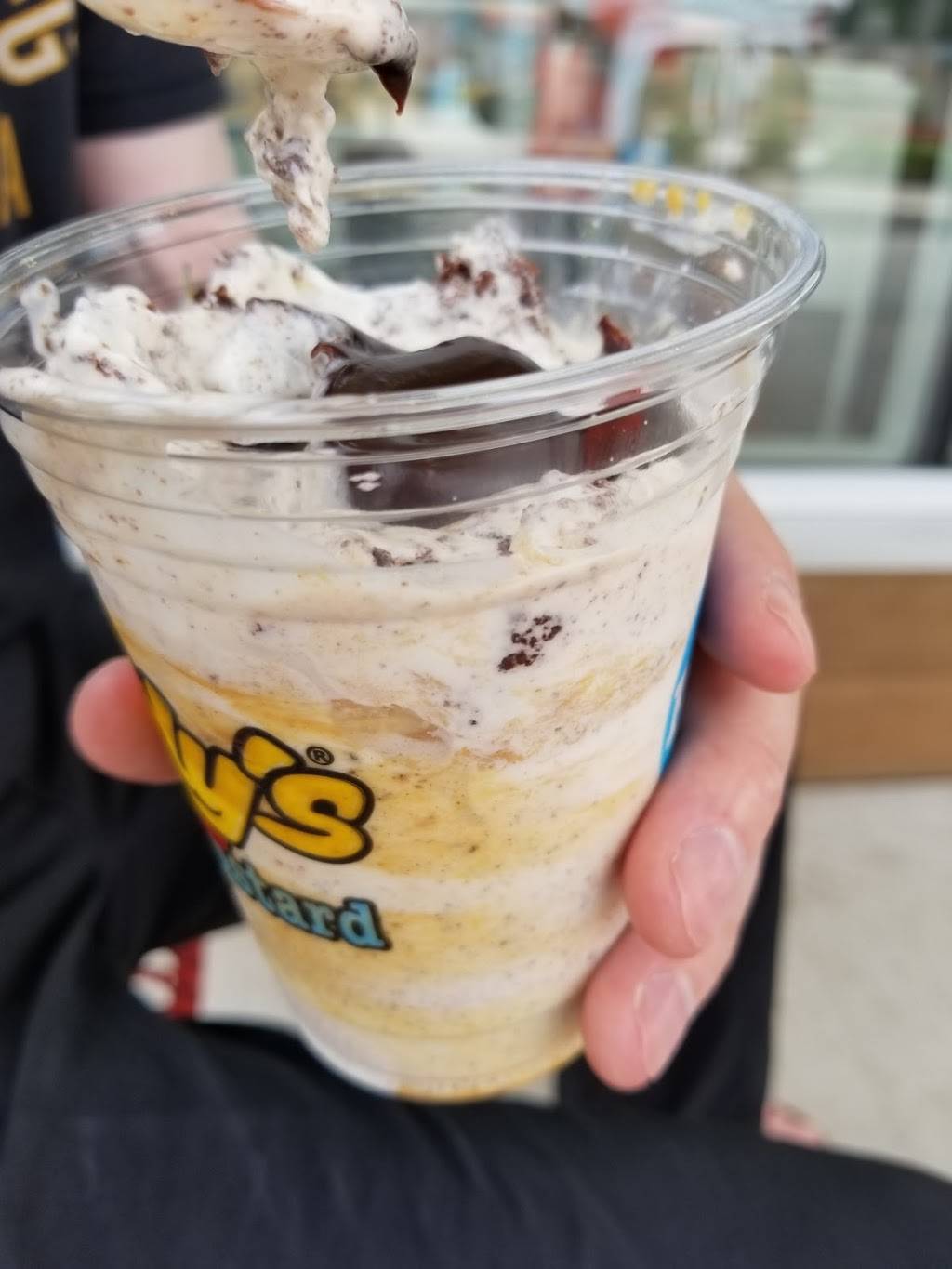 Andys Frozen Custard | restaurant | 450 E Ogden Ave, Naperville, IL 60563, USA | 3312132600 OR +1 331-213-2600