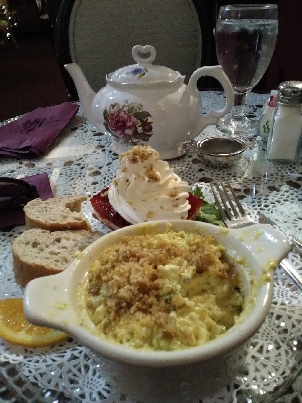 Miss Mollys Tea Room and Gift Shop | cafe | 140 W Washington St, Medina, OH 44256, USA | 3307256830 OR +1 330-725-6830