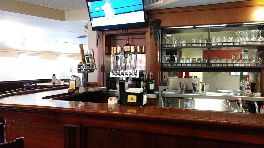 Nick & Toms Restaurant & Bar | restaurant | 5774 Bridgetown Rd, Cincinnati, OH 45248, USA | 5135744242 OR +1 513-574-4242