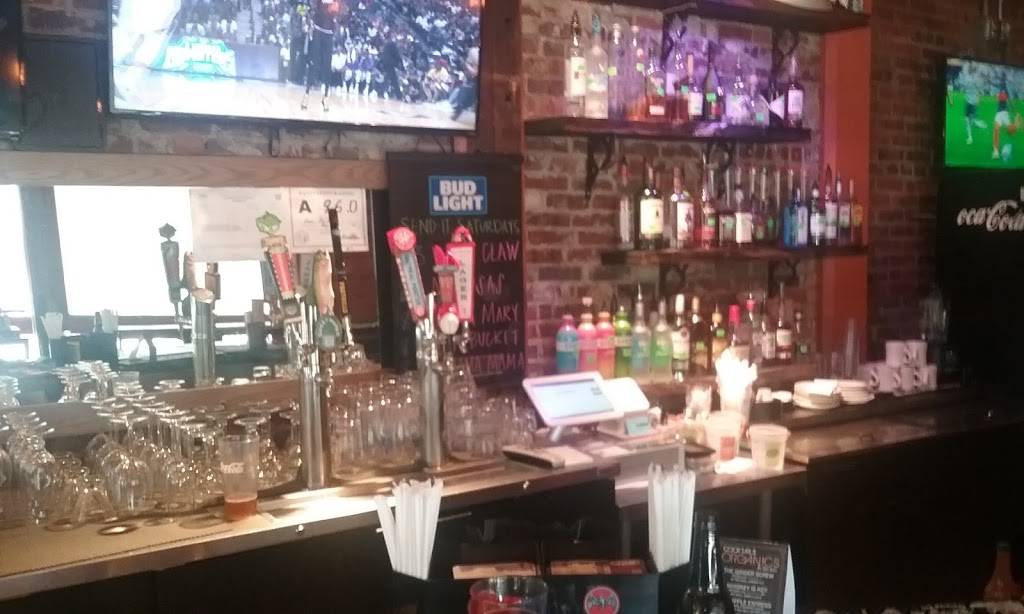 Beer Bellies | restaurant | 109 Market St, Wilmington, NC 28401, USA | 9108335509 OR +1 910-833-5509