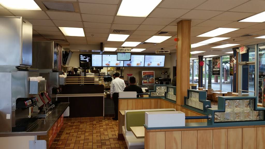 McDonalds | cafe | 20961 S Banks St, Sterling, VA 20165, USA | 7034218814 OR +1 703-421-8814