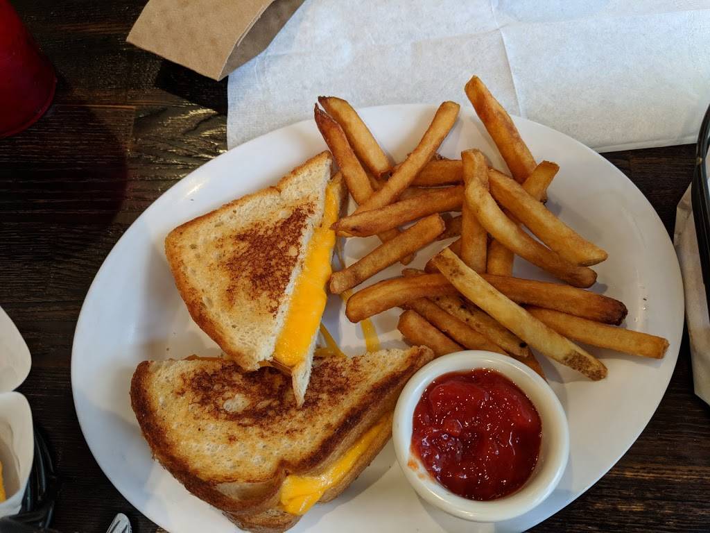 Little Calf Creamery And Cafe | restaurant | 652 E Janss Rd, Thousand Oaks, CA 91360, USA | 8054972000 OR +1 805-497-2000