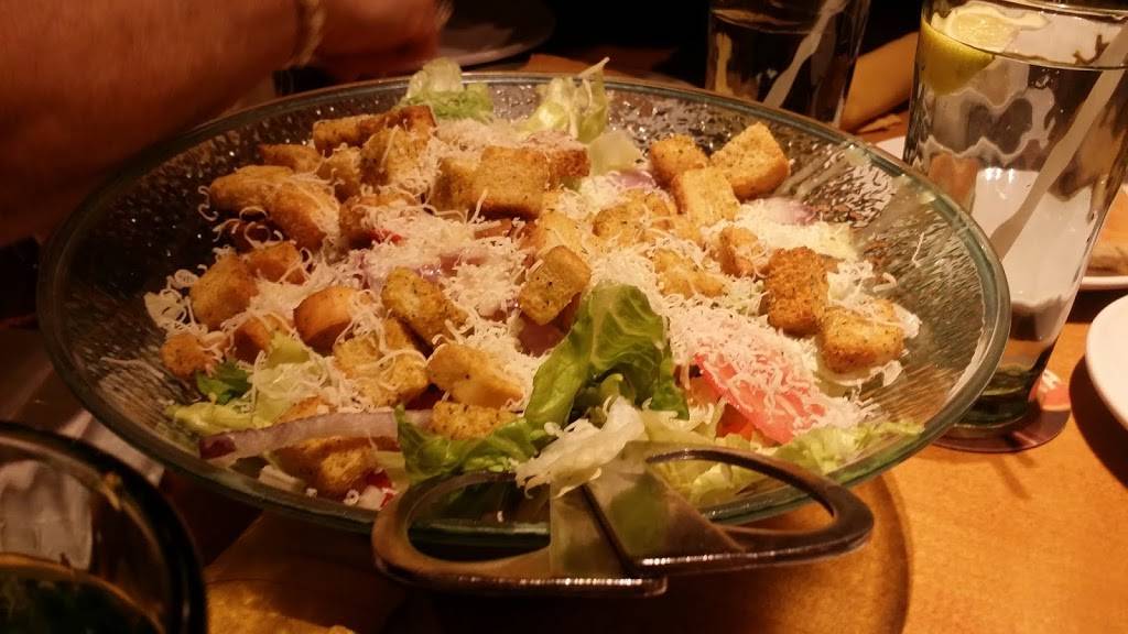 Olive Garden Italian Restaurant | meal takeaway | 1498 W. O. Ezell Boulevard, Spartanburg, SC 29301, USA | 8645954885 OR +1 864-595-4885