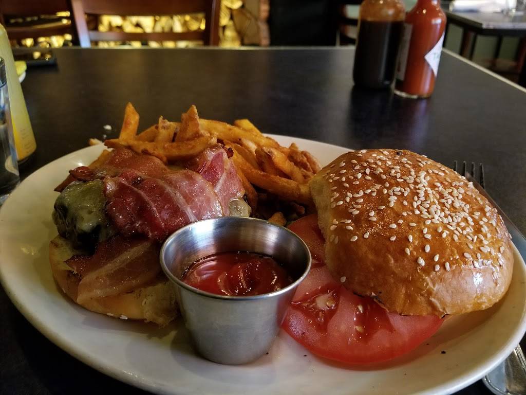 Blue Smoke | restaurant | 255 Vesey St, New York, NY 10282, USA | 2128892005 OR +1 212-889-2005