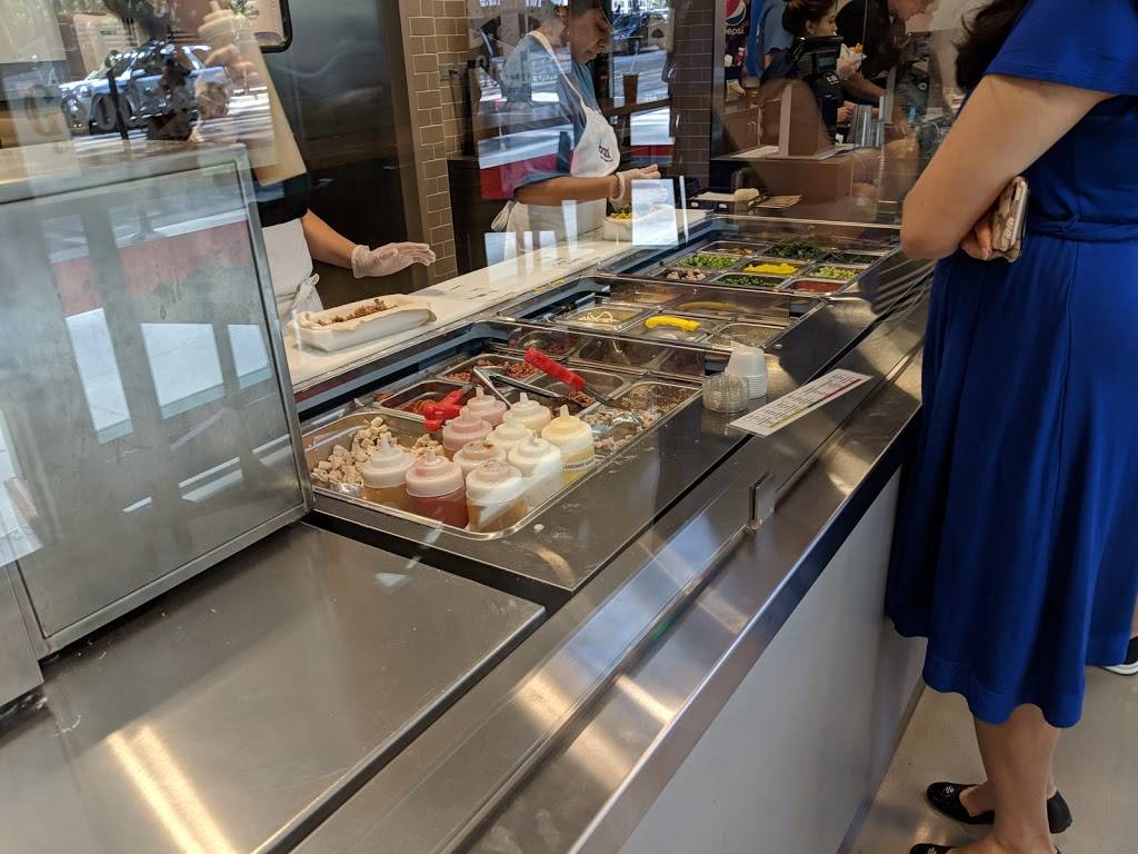 Bozii | restaurant | 309 W Lake St, Chicago, IL 60606, USA | 3122852715 OR +1 312-285-2715