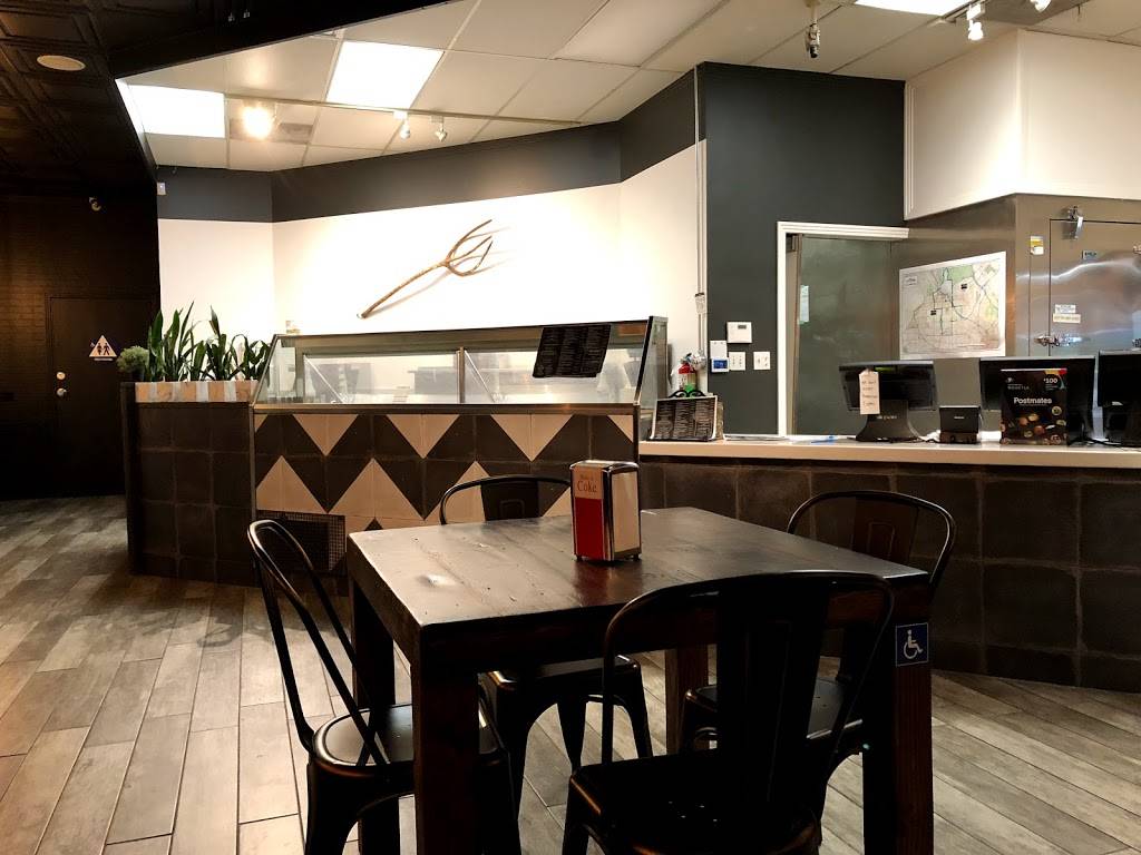 Lucifers Pizza | restaurant | 6104 Sunset Blvd, Los Angeles, CA 90028, USA | 3233193132 OR +1 323-319-3132