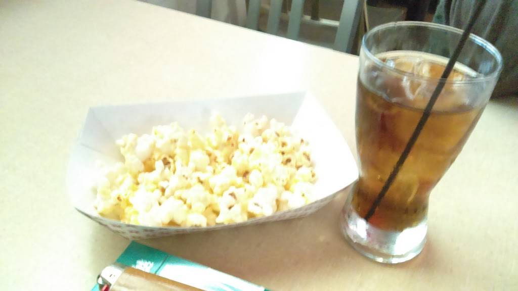 MCs Bar & Grill | restaurant | 1400 E Lake Rd, Erie, PA 16507, USA | 8144590744 OR +1 814-459-0744